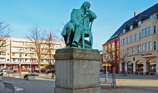 Robert Schumann Statue, Zwickau Germany